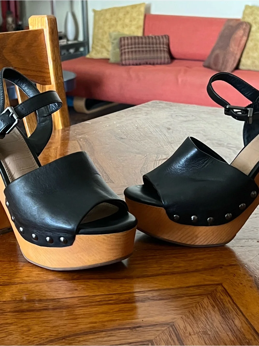 Gianni Bini Black Leather Retro Platform Sandals with Wood Block Heel